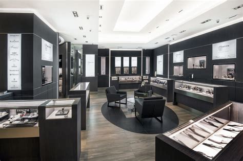 Miami Luxury Watch Store & Jewelry Shop .